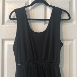 Black maxi dress with woven detailing under bodice. Good condition Sz XL